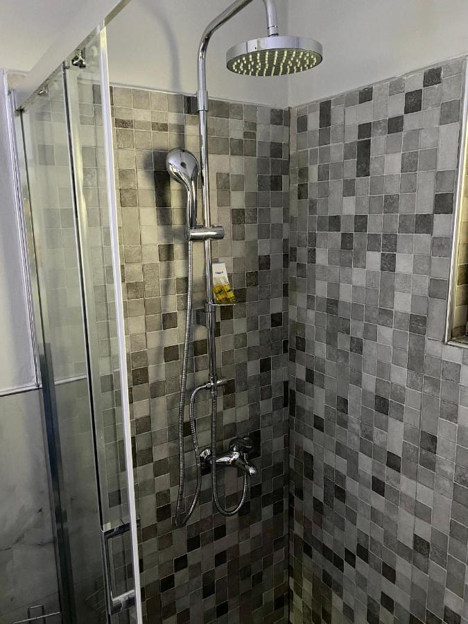 Lucas Apartment 2 تيرانا المظهر الخارجي الصورة