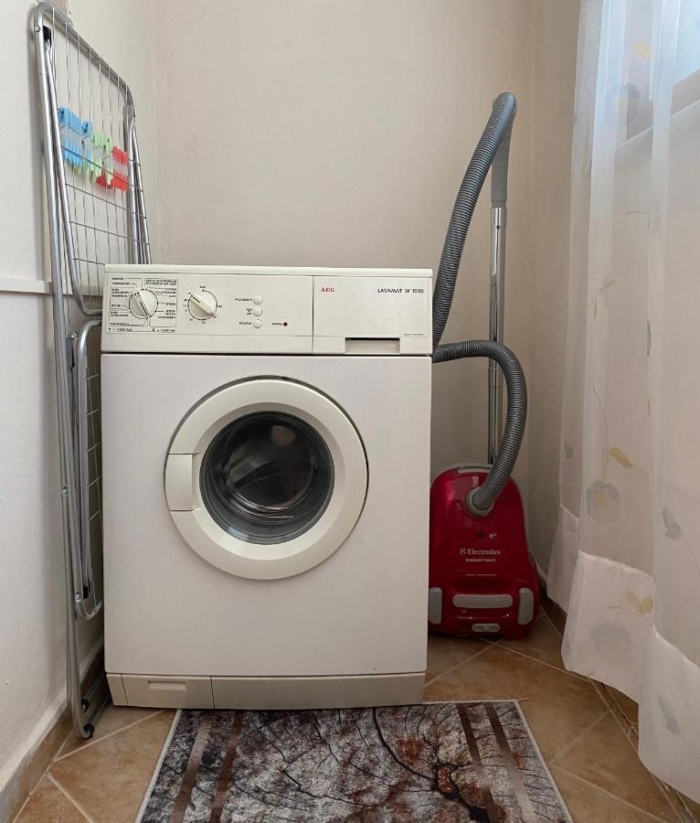 Lucas Apartment 2 تيرانا المظهر الخارجي الصورة